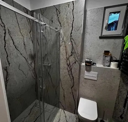 アパート Piastowska ポラニツァ・ズドゥルイ